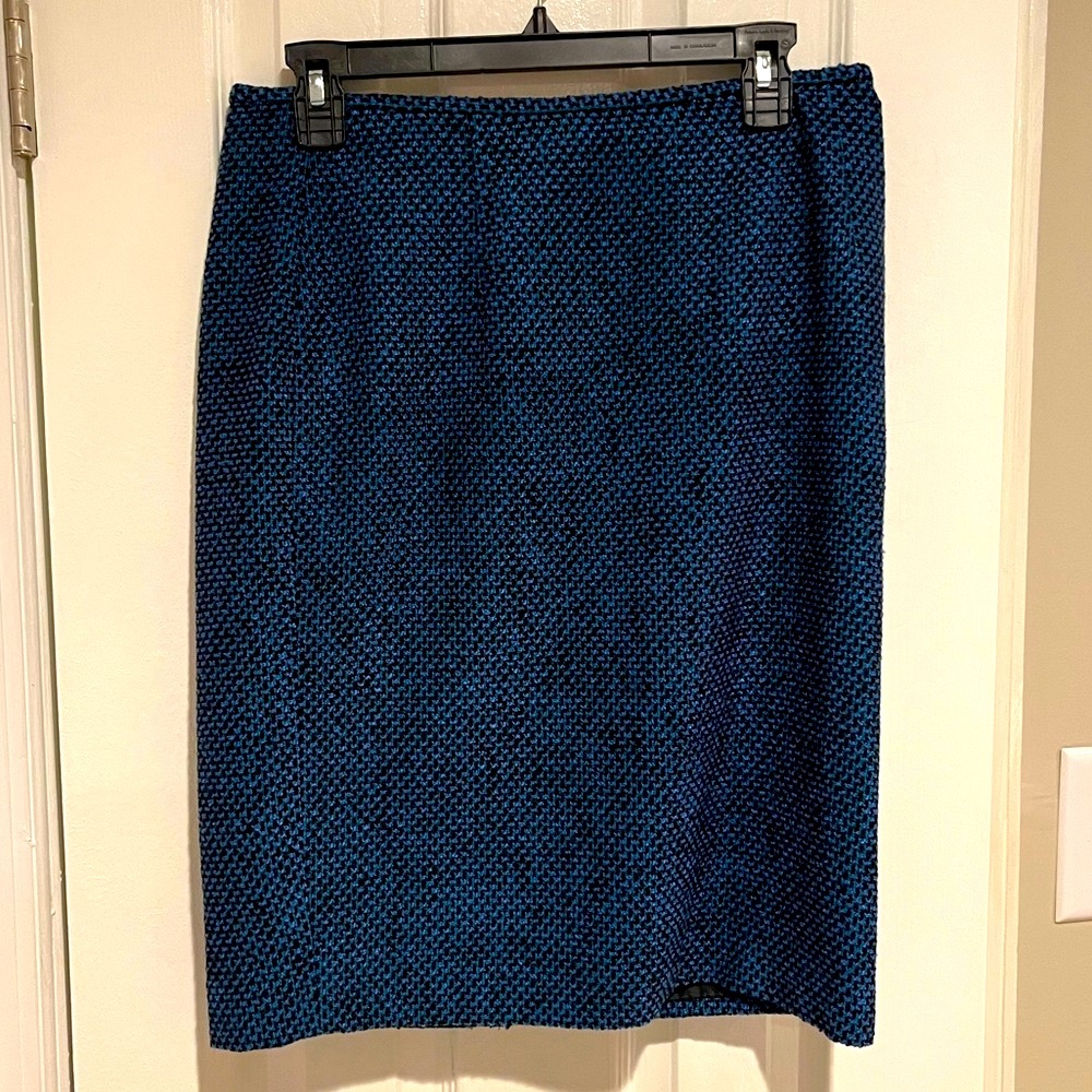 NWT! Calvin Klein blue tweed pencil skirt